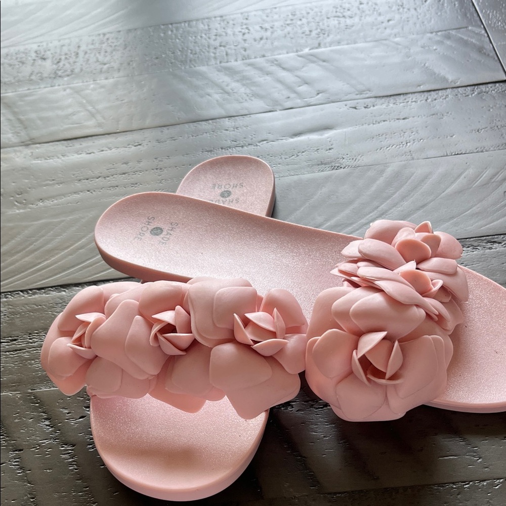 Shade & Shore Blush Floral Sandals